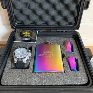 Invicta Pro Diver Flask Set